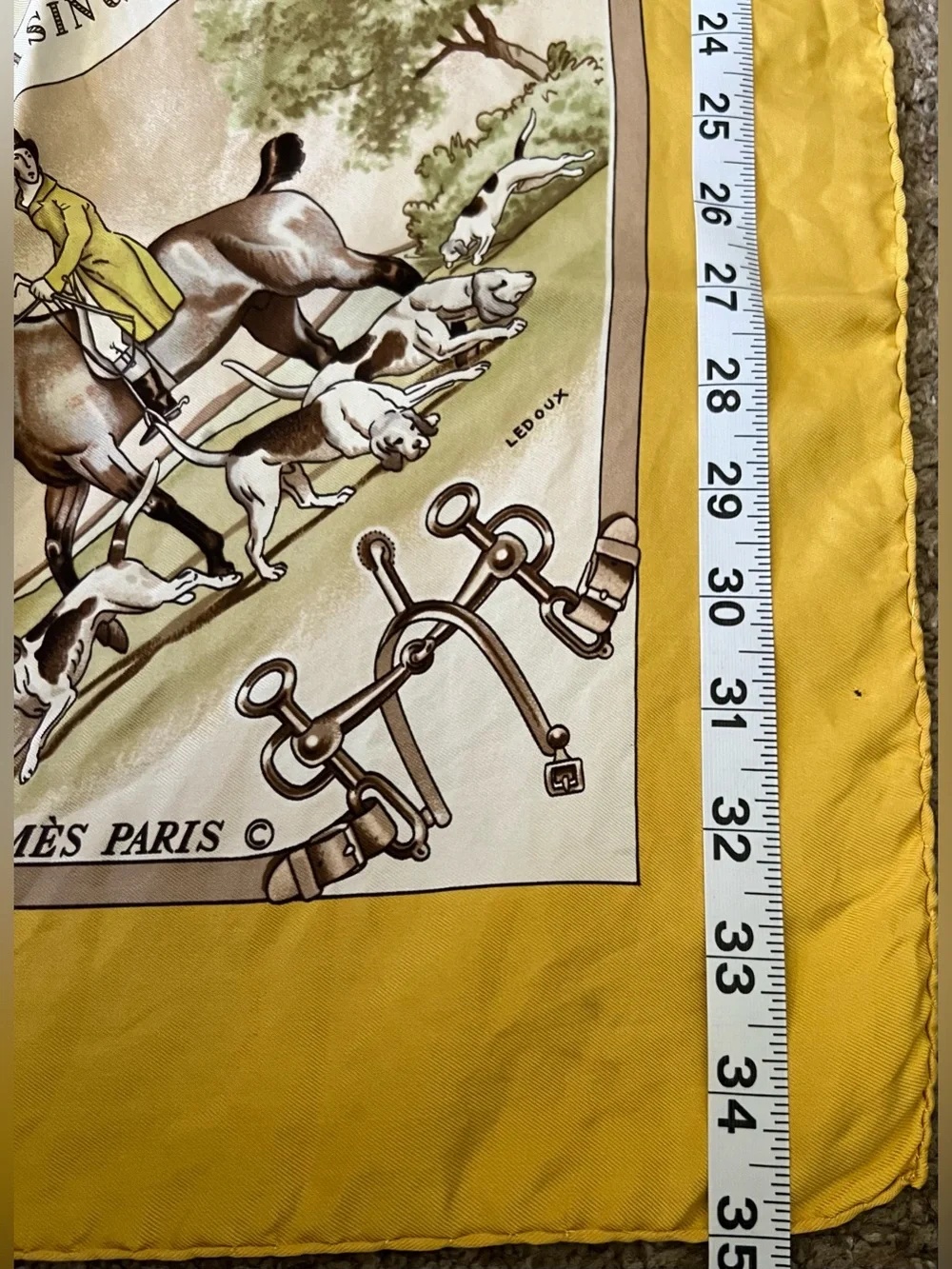 VTG Hermes Olive and Cream Equestrian Silk Scarf - Picture 12 of 12